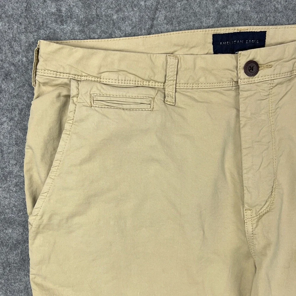 American Eagle Pants Mens 34x34 Tan Khaki Relaxed Straight Chino Cotton Classic - Picture 3 of 12